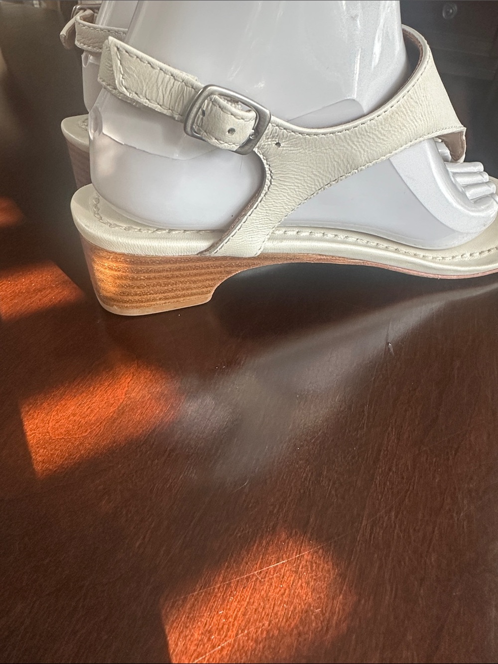 Bernardo Womens Off White Leather Gala Sandal Stacked Heel Size 8.5 Minimalist - Picture 6 of 13